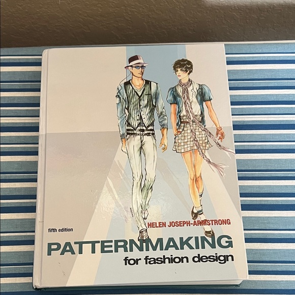 Patternmaking for Fashion Design Book - Picture 1 of 1